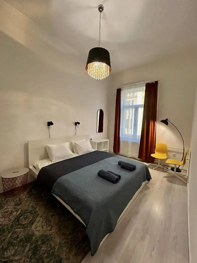 Appartamento 3-Br Flat In Jewish Quarter Budapest Ungheria